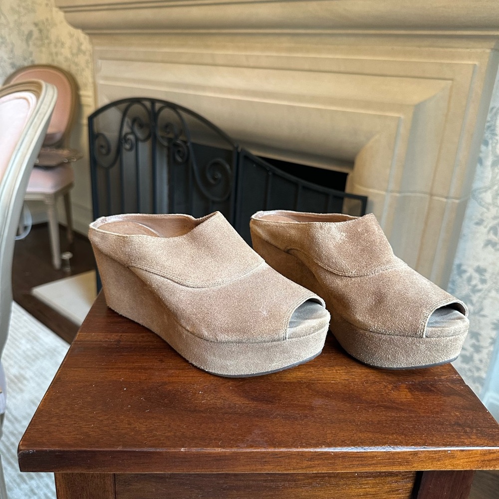 Chocolat Blu Tan Platform Wedges